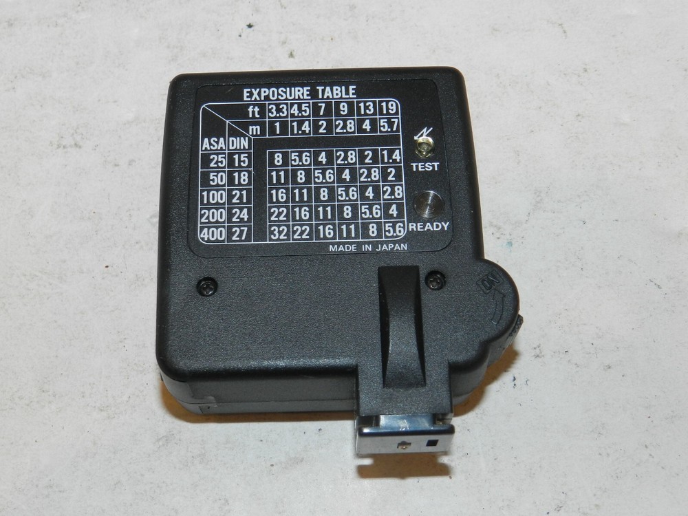 Vintage Hitacon 16Bp Auto Flash Camera - Tested