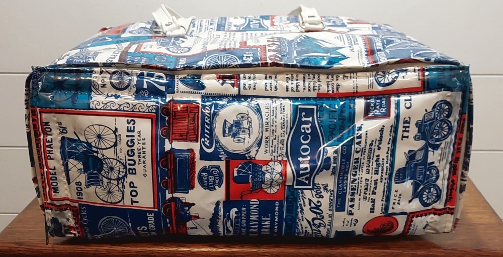 Vintage Thermo-Serv travel cooler set