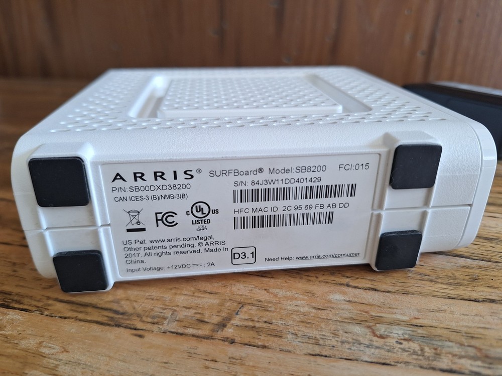 ARRIS SB8200 Surfboard Cable Modem Fast DOCSIS 3.1 Tested