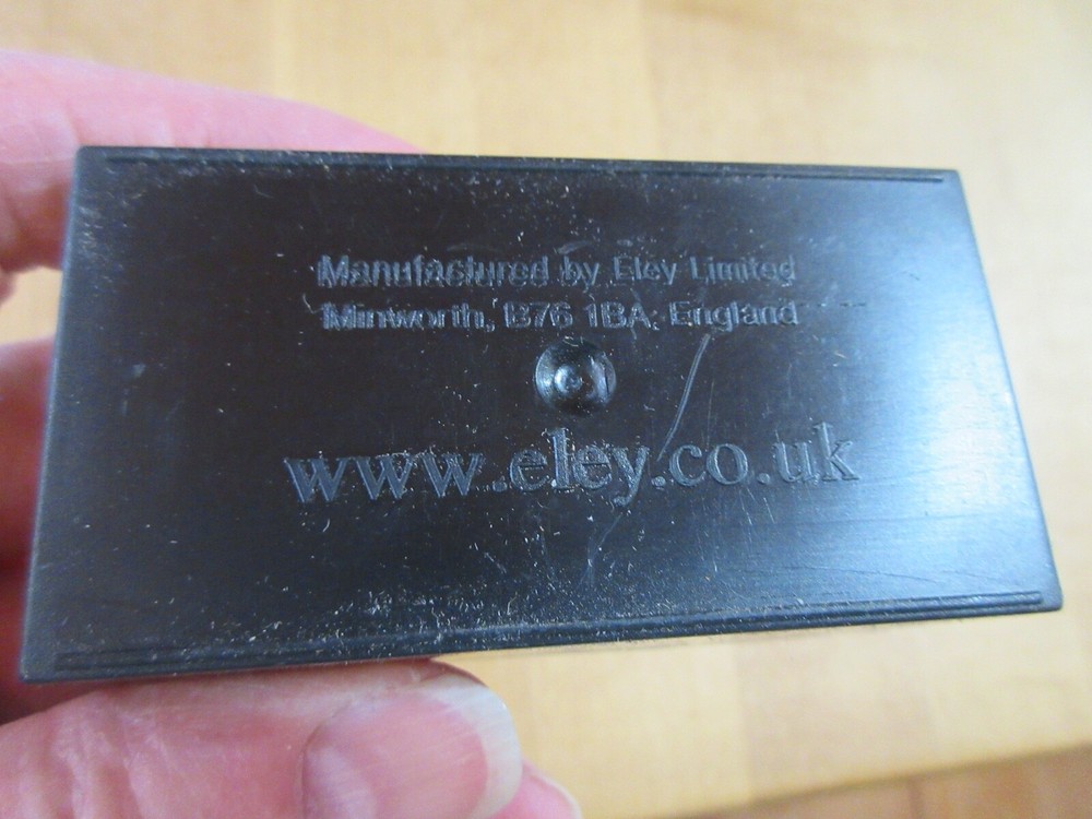 Empty Ammo Box Eley Target 22 LR England (w17) # 81