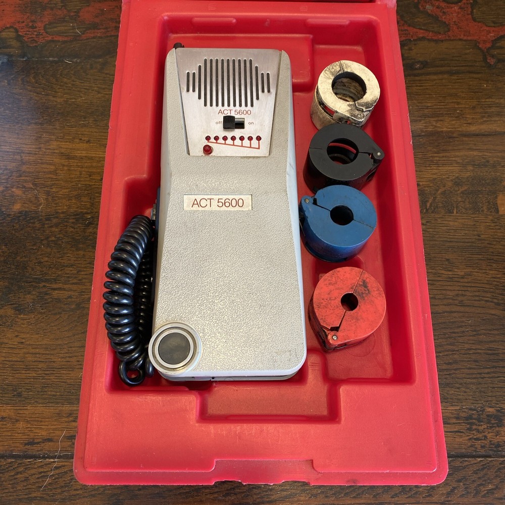 Snap On Automatic Halogen Leak Detector ACT5600