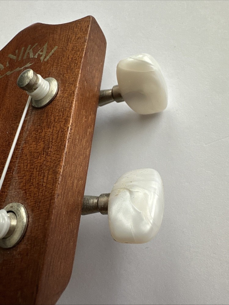 Lanikai LU-11 Ukulele Extra Strings