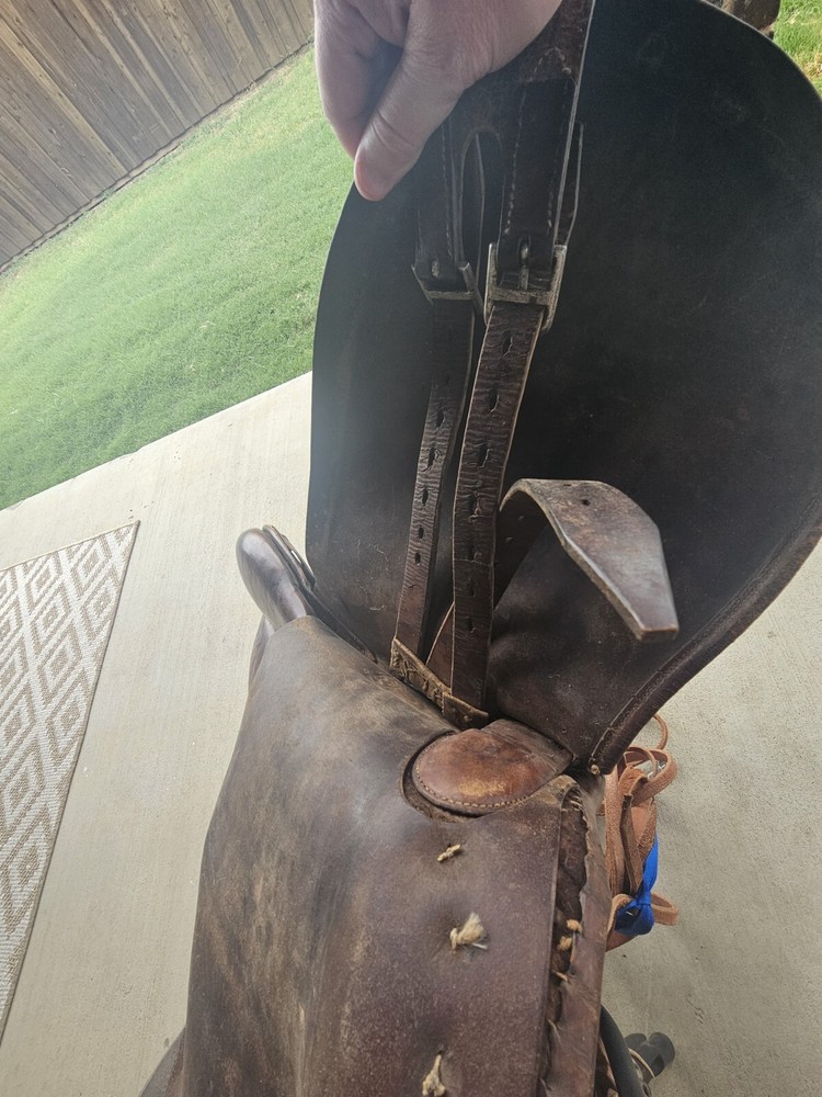 Vintage Brown Leather Horse Saddle Equestrian 17"