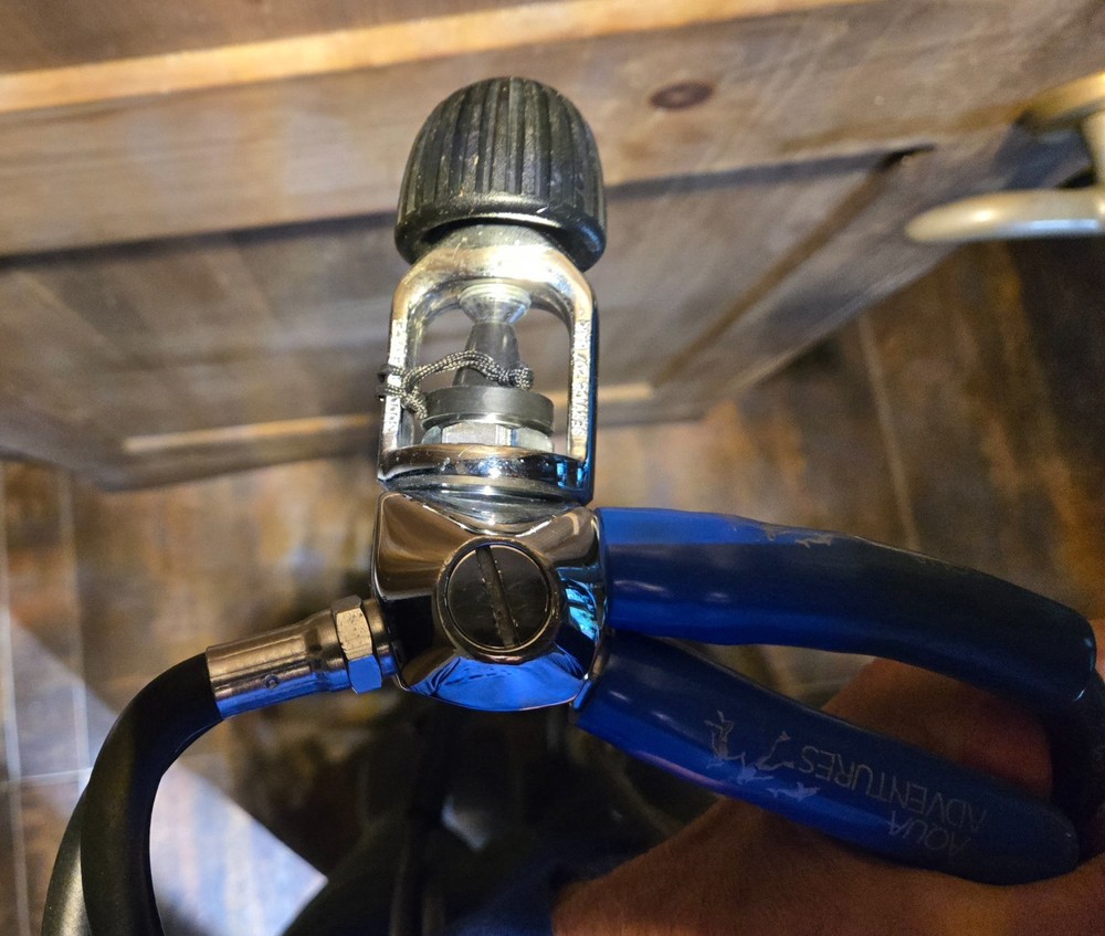 U.S. Divers Regulator Set,Includes Oceanic Datamax Pro Plus