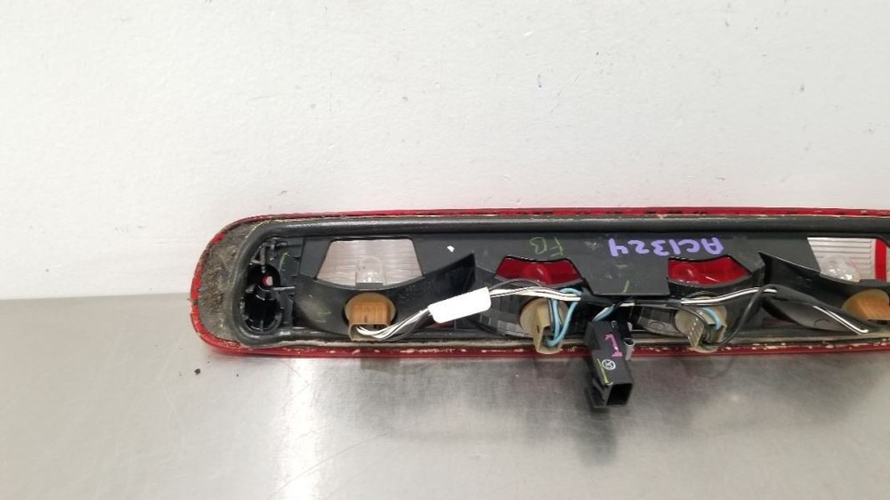 08 CHEVY SILVERADO 1500 HIGH MOUNTED STOP LIGHT