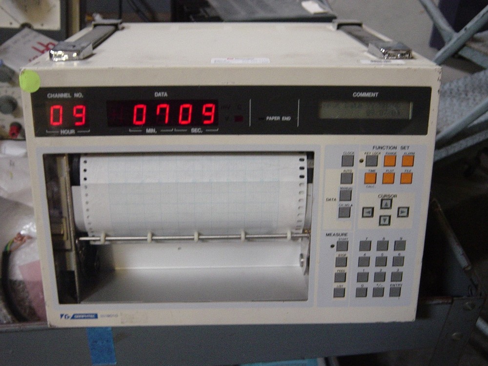Western Graphtec 18 Channel Hybrid Recorder Chart Printer MH9010