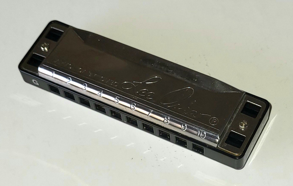Lee Oskar Major Diatonic Harmonica, 1st G 2nd D, With Case, Excellent Condition