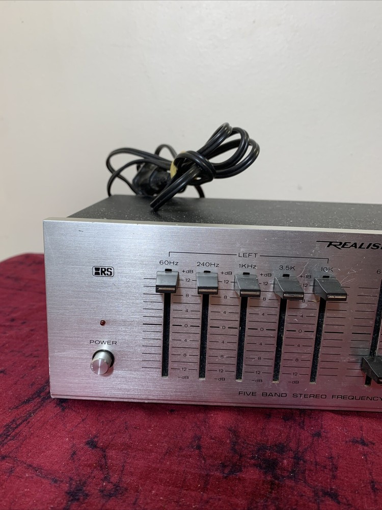 Realistic Five Band Stereo Graphic Equalizer 31-1988