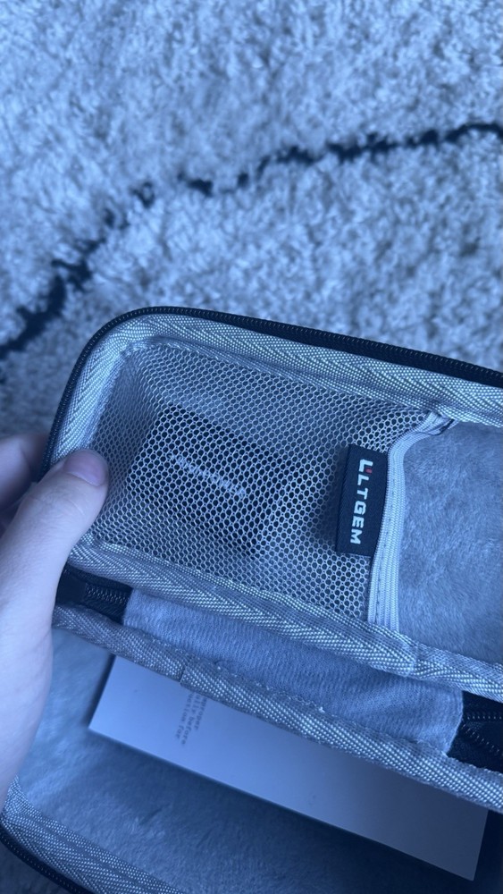 DVC Camera And Recorder Comes With Bag And Extra Battery