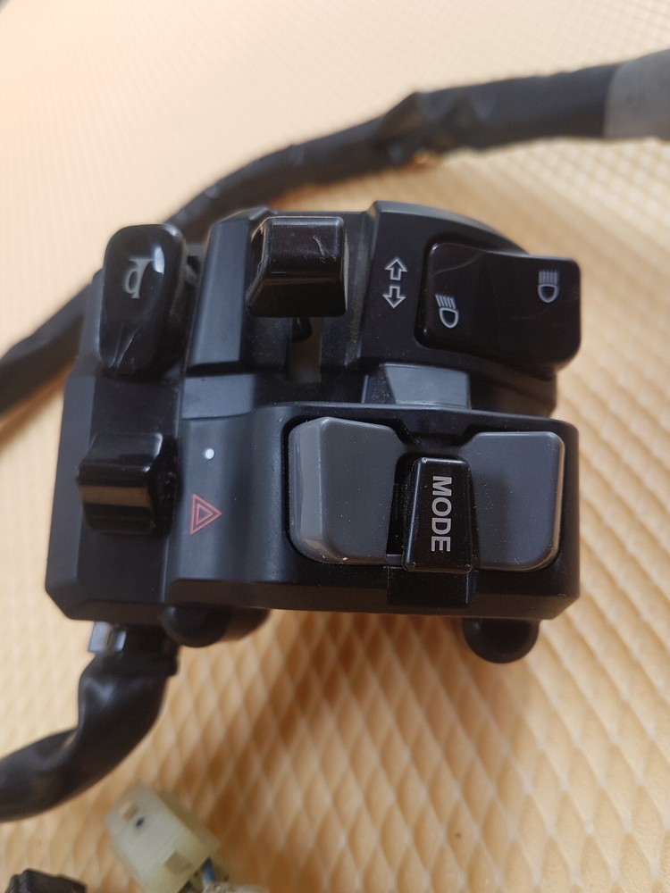 Yamaha  R1 2015-2023  LEFT CONTROL