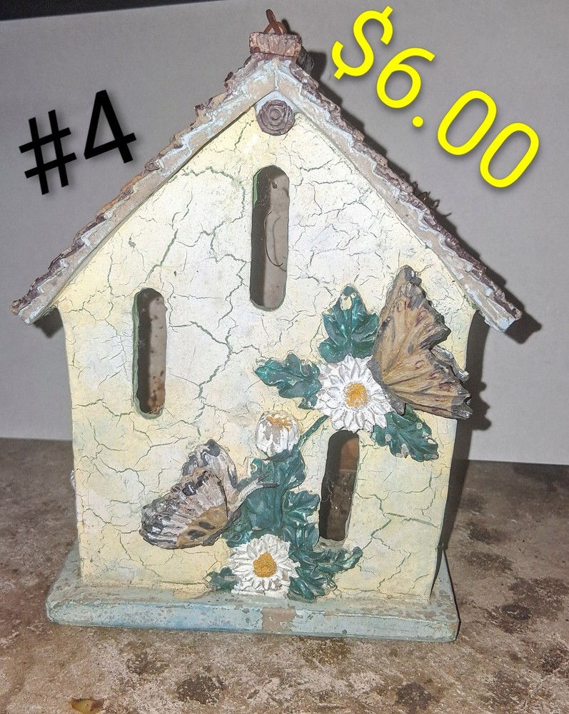 Wood Birdhouse