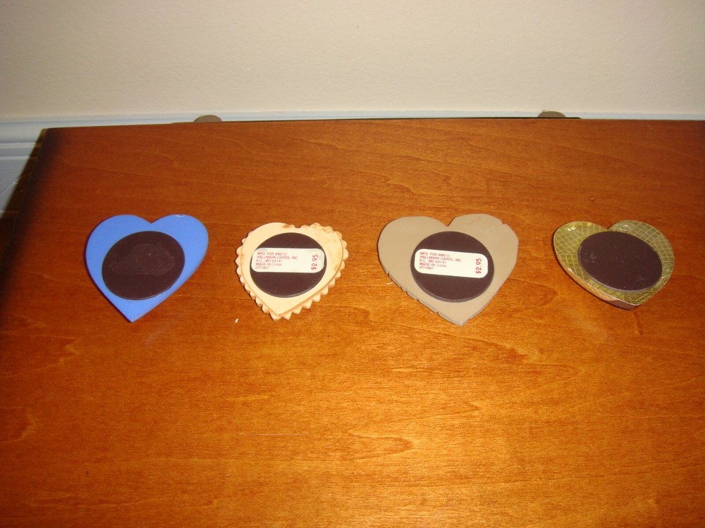 Hallmark 4 Valentine Day Heart Magnets