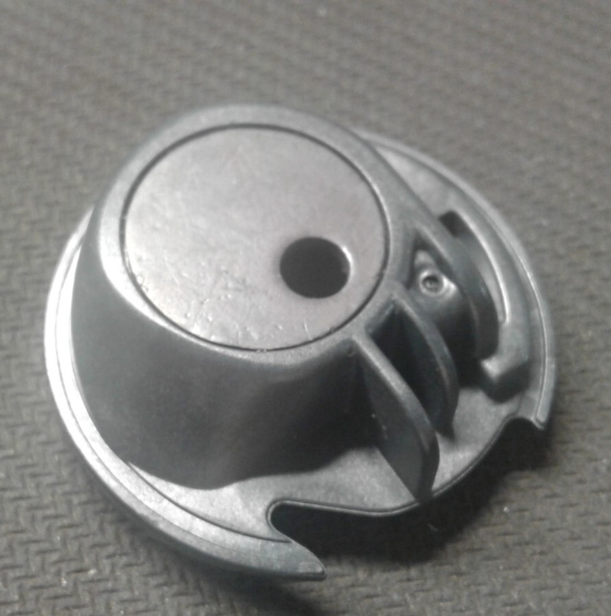 270 730149  single hole Bobbin Case Comp F/117