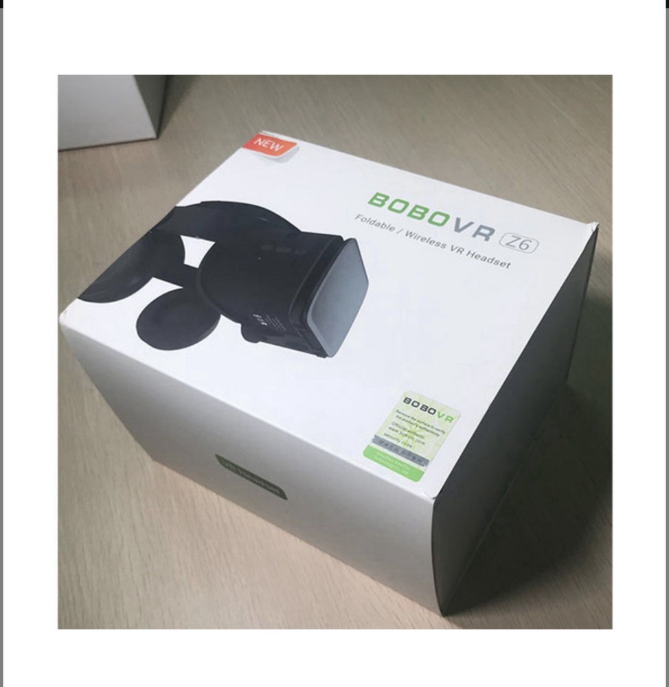 BOBOVR Z6 FOLDABLE/WIRELESS VR HEADSET WHITE AND BLACK