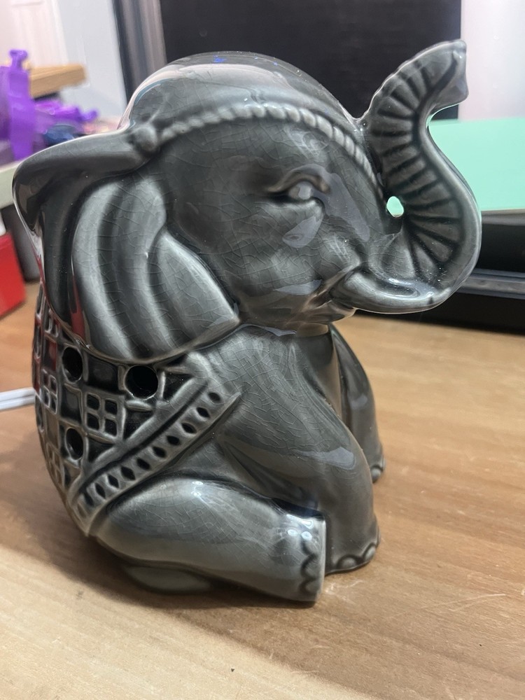 Ceramic Elephant w/ Trunk Up Tabletop Night Light Accent Lamp Corded Tested