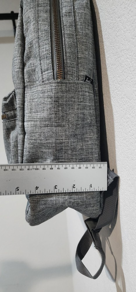 Herschel Nova Mid Volume Light Grey Crosshatch Backpack EUC