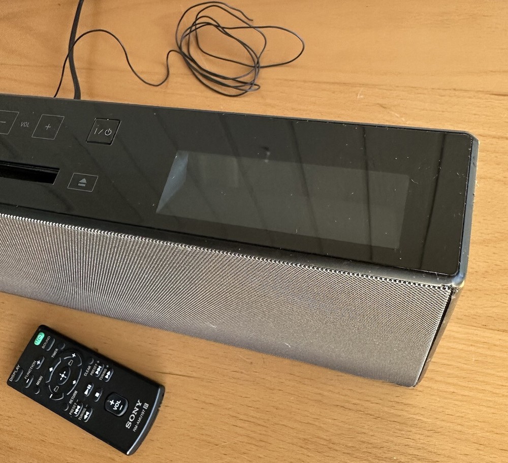 Sony CMT-X5CD CD Player/Bluetooth Wireless Personal Audio System CD NOT WORKING