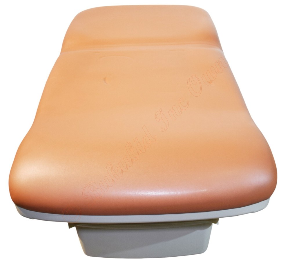 Midmark 222 Power Exam Table