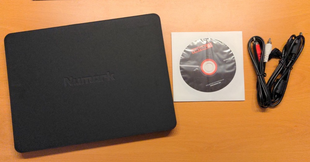 Numark Mixtrack Edge Portable DJ Controller Used - In Excellent Condition!
