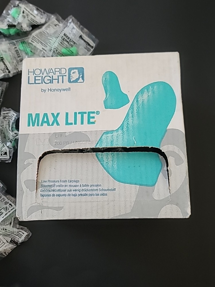 MAX LITE • Earplugs 100 PCS, Individually Packed, Super Comfortable For Sleep.