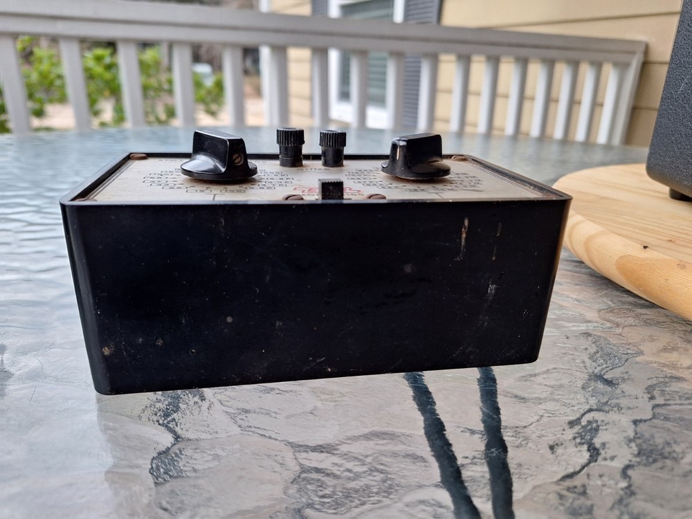 EICO MODEL 1100 RTMA Resistance Box Untested