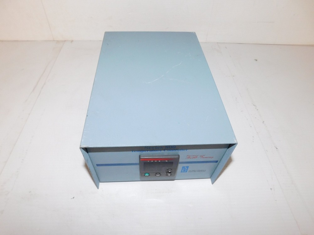 ^^ ALPHA OMEGA INSTRUMENTS SERIES 800 TEMPERATURE CONTROLLER (DPA85)