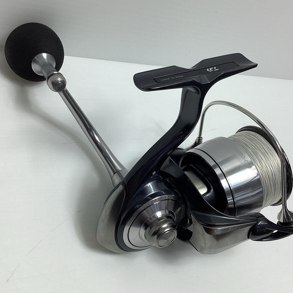 DAIWA Certate LT5000D-CXH Condition AB LT-5000