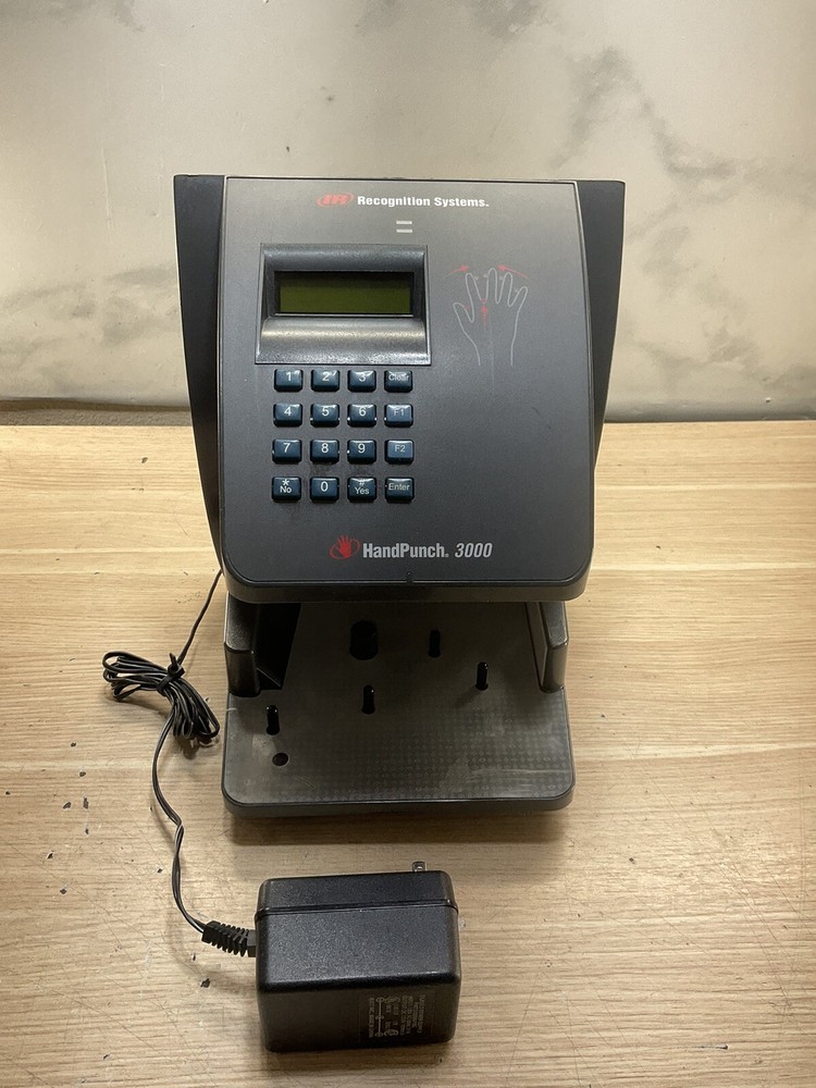 IR Recognition Systems Handpunch 3000 /PREOWNED/JUA1820