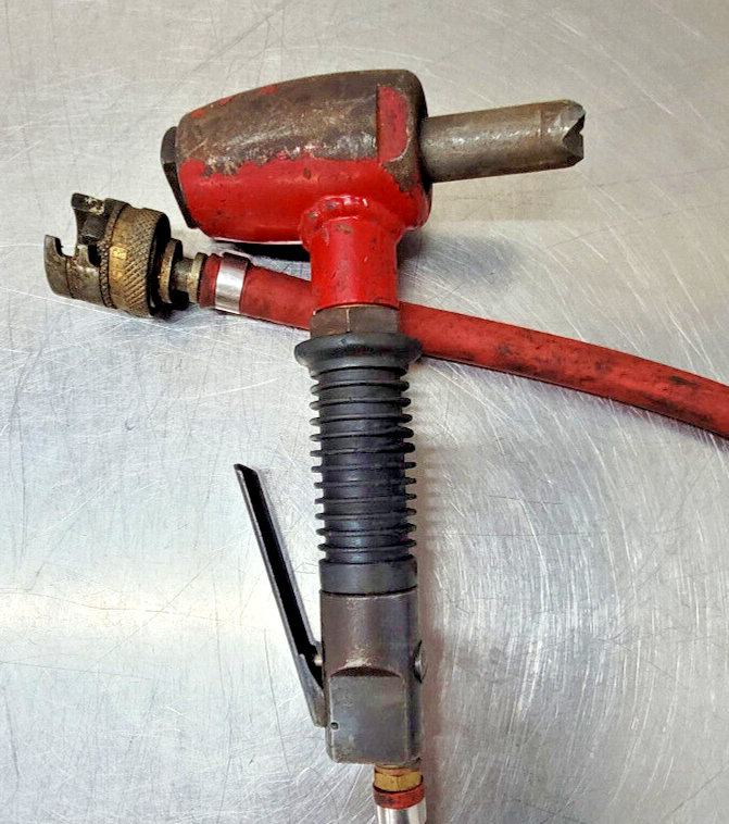 Unbranded-Short Handle Single Head Air Chisel Scaling Hammer w/ hose