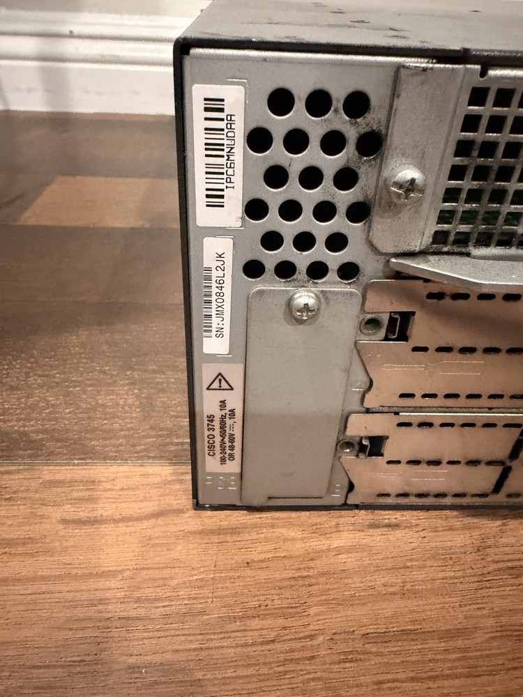 Cisco 3745 Multiservice Access Router with Cisco3745-IO-2FE, Async 32A Mods