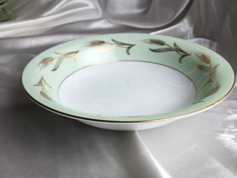 NORITAKE ALICE DINNER SET FOR 4