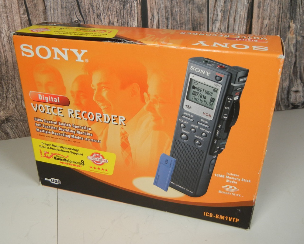 Sony Digital Voice Recorder ICD-BM1 w/Memory Stick 16 MB