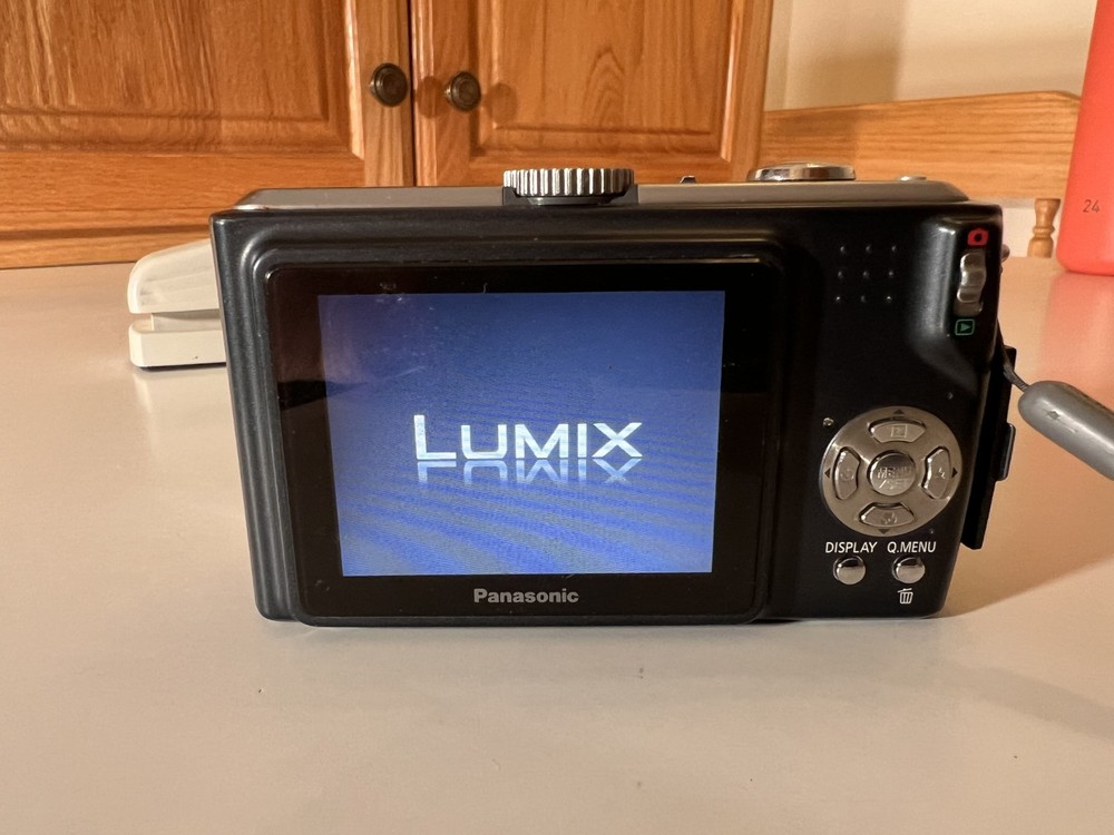 Panasonic LUMIX DMC-TZ4 8.1MP Digital Camera - Black