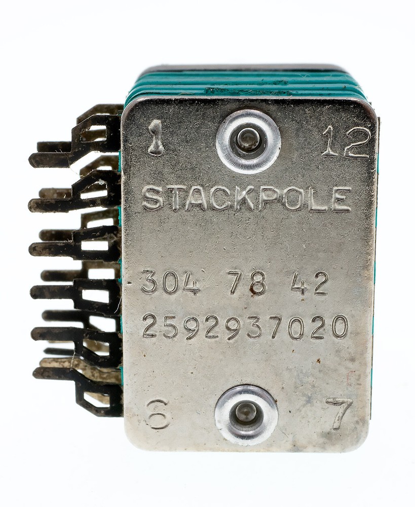 Stackpole 2592937020 2 Pole/4 Position Rotary Switch PCB Mount .100" spacing NOS