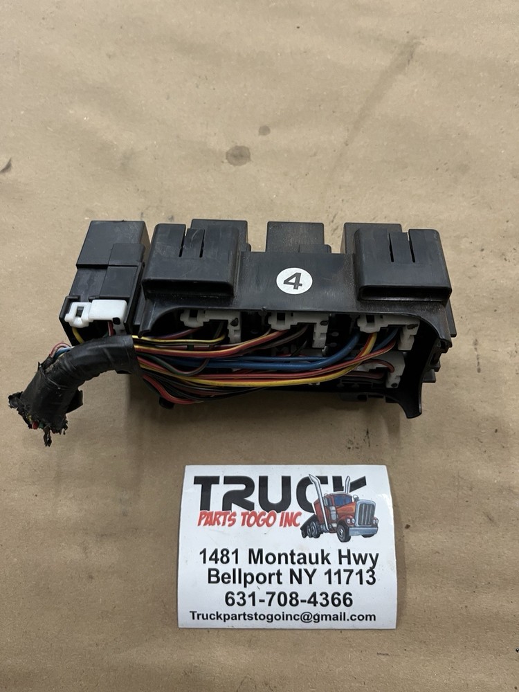 MITSBUSHI FE 140 180 OMRON FUSE PANEL USED