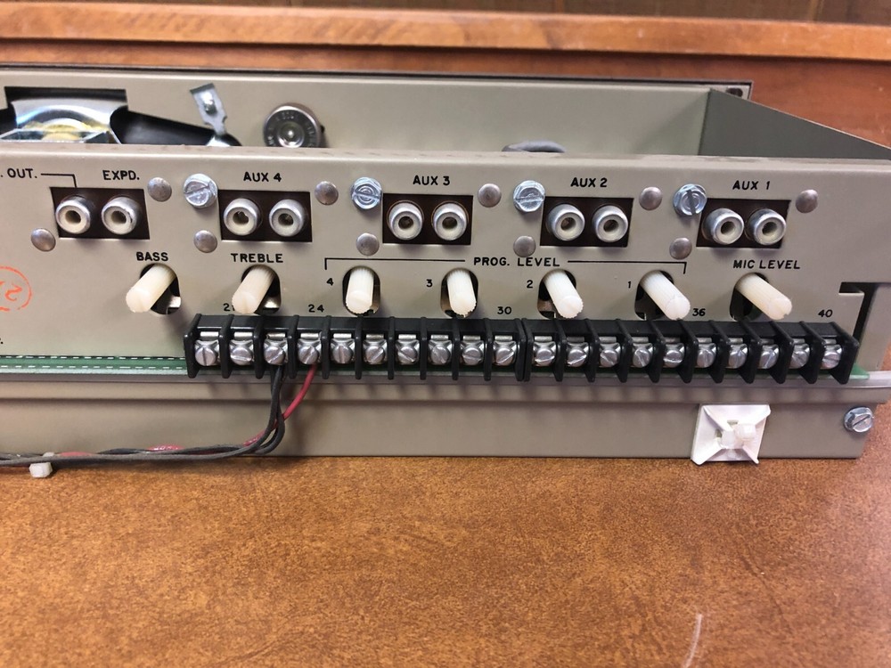 Rauland MCB100