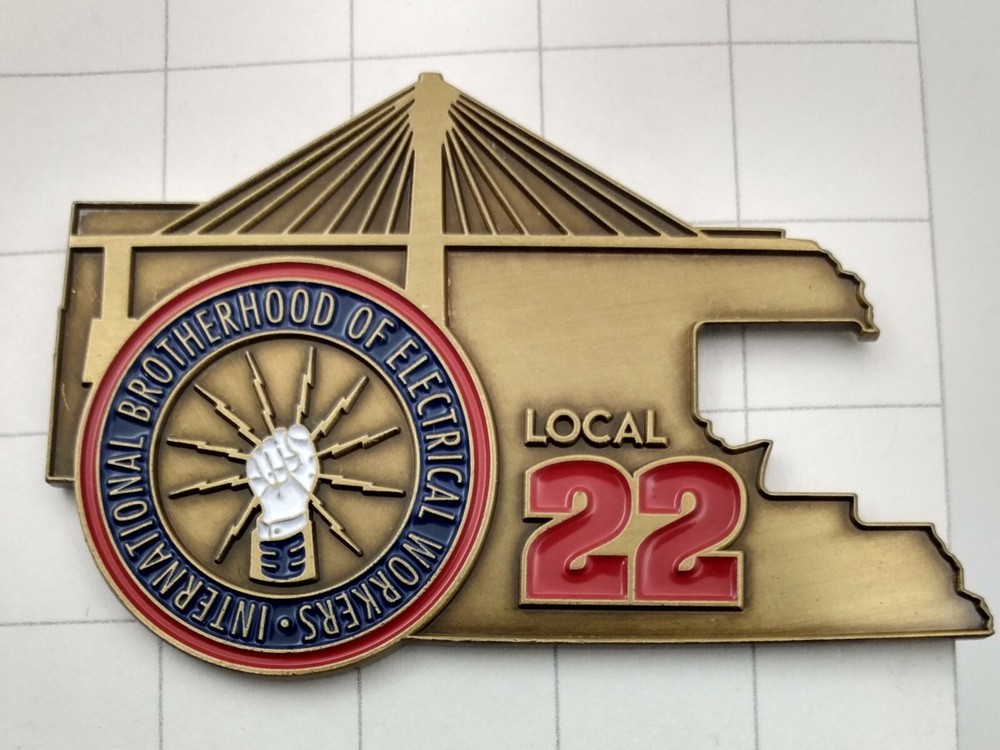 IBEW Lapel Pin Local 22 Omaha, NE. 2 interlocking pins.