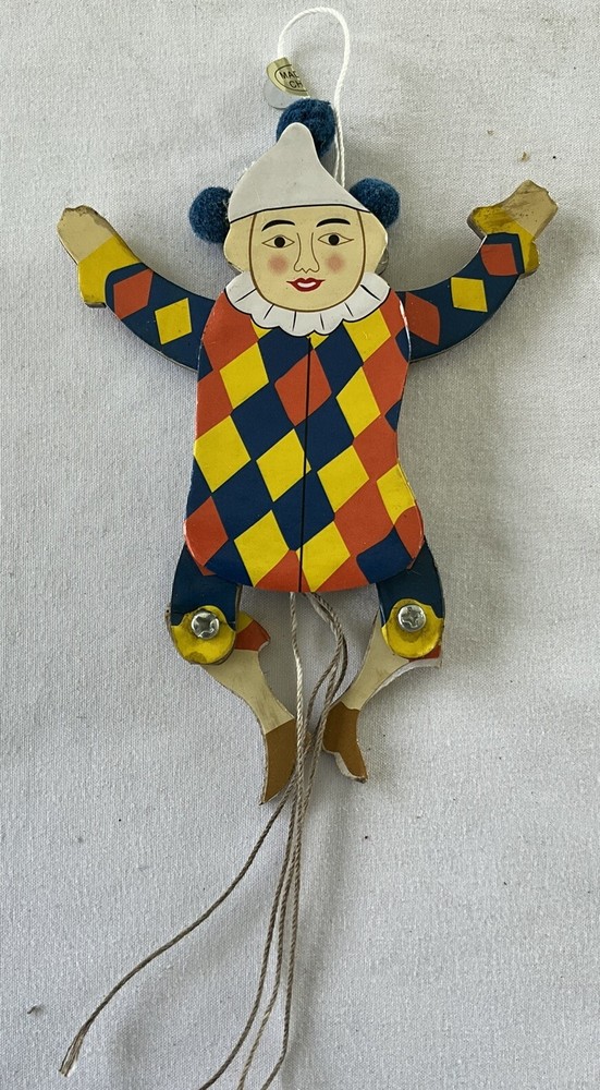 Wooden Pull String Jumping Jack