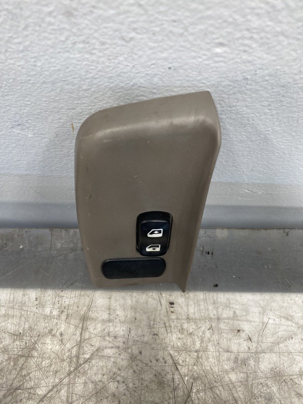 2012 Peterbilt 587 Power Window Switch (745-10272)