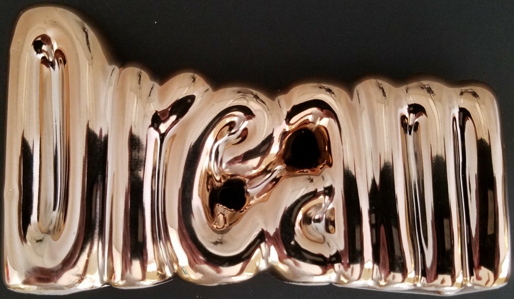 Ceramic Mirror Glaze Metallic Gold Slogan ‘DREAM’