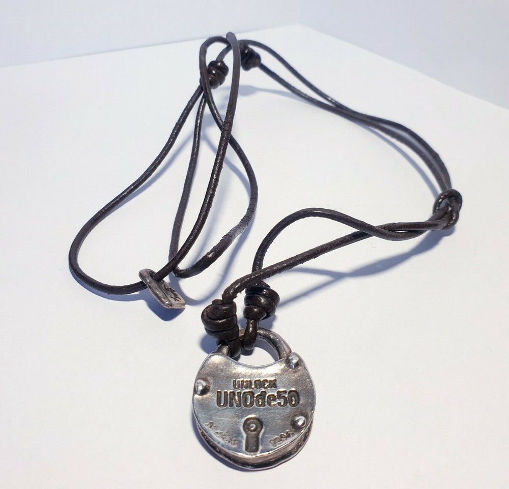 Vintage Solid Silver Italian made Pendant UNOde50