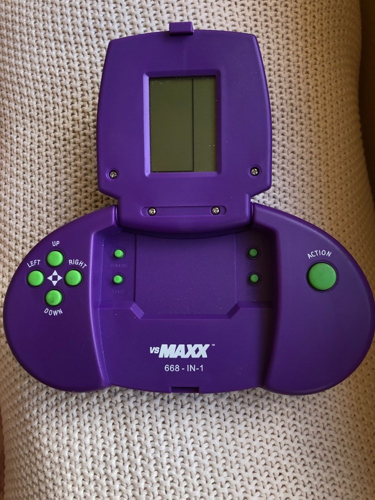 VsMaxx 668-in-1 Handheld Game