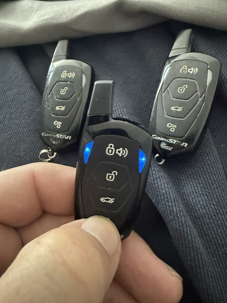 Compustar Remotes 1WG5R-SS
