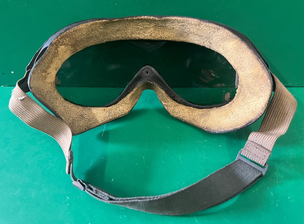 ARMY AIR FORCES TYPE B-8 FLYING GOGGLES W/BOX