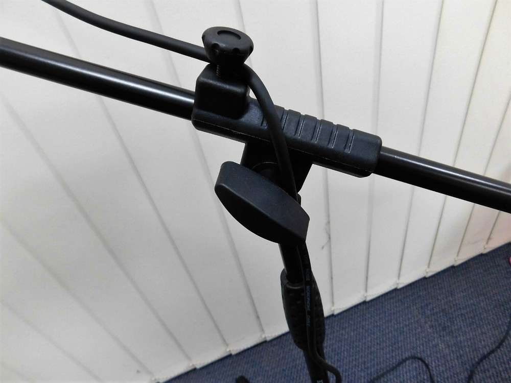 Haze MS-1 Dynamic Microphone + Boom Stand + Cable + Clasp - FULL KIT +Carry Bag