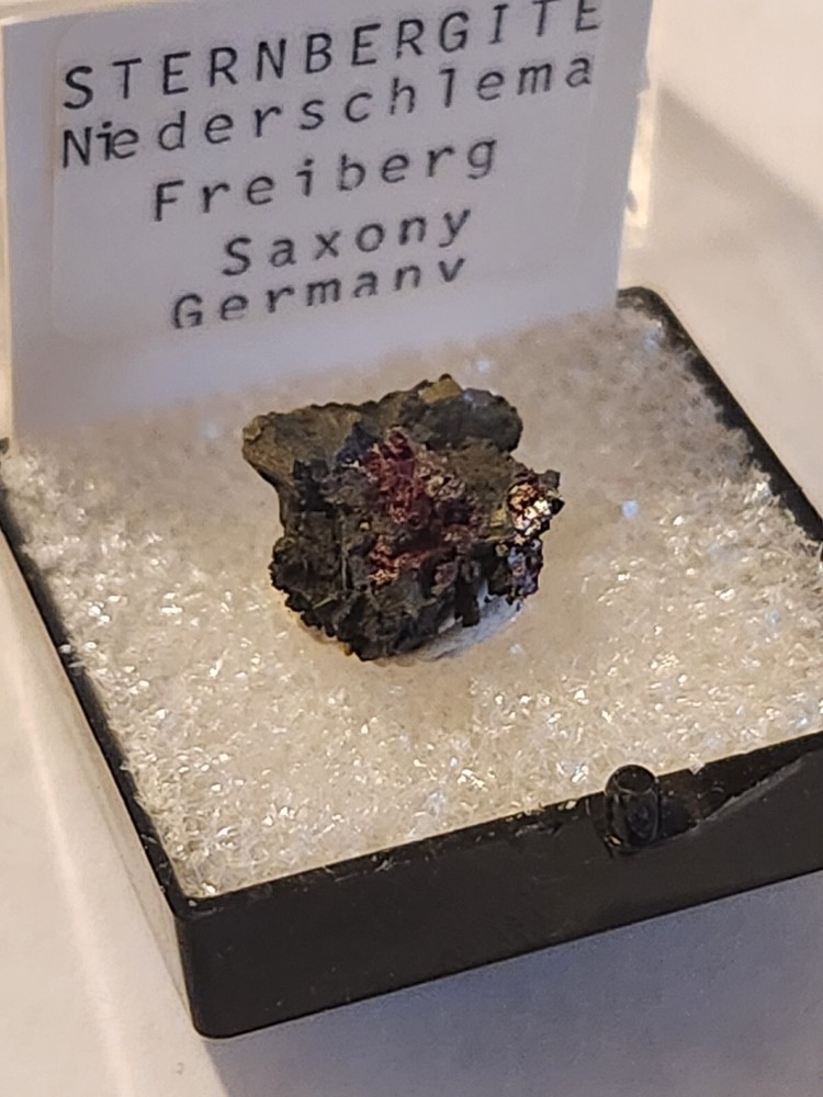 Beautiful Sternbergite thumbnail specimen