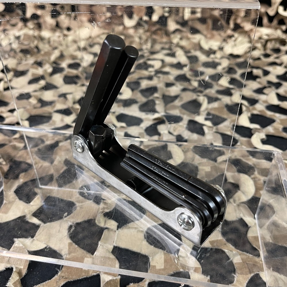 NEW 6-Pc. Folding Hex Key Wrench Set - Metric