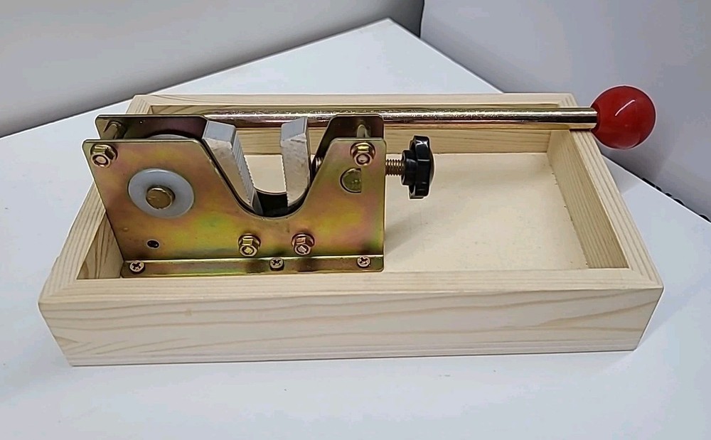 Heavy Duty Nut Cracker for Macadamia Pecan Walnuts Hazelnuts Almonds Chestnuts