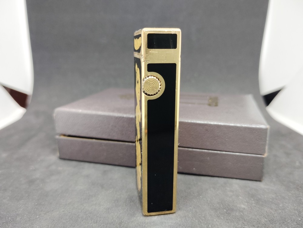 Vintage Dunhill Rolla gas lighter Black Lacquer Gold Powder Pattern with box