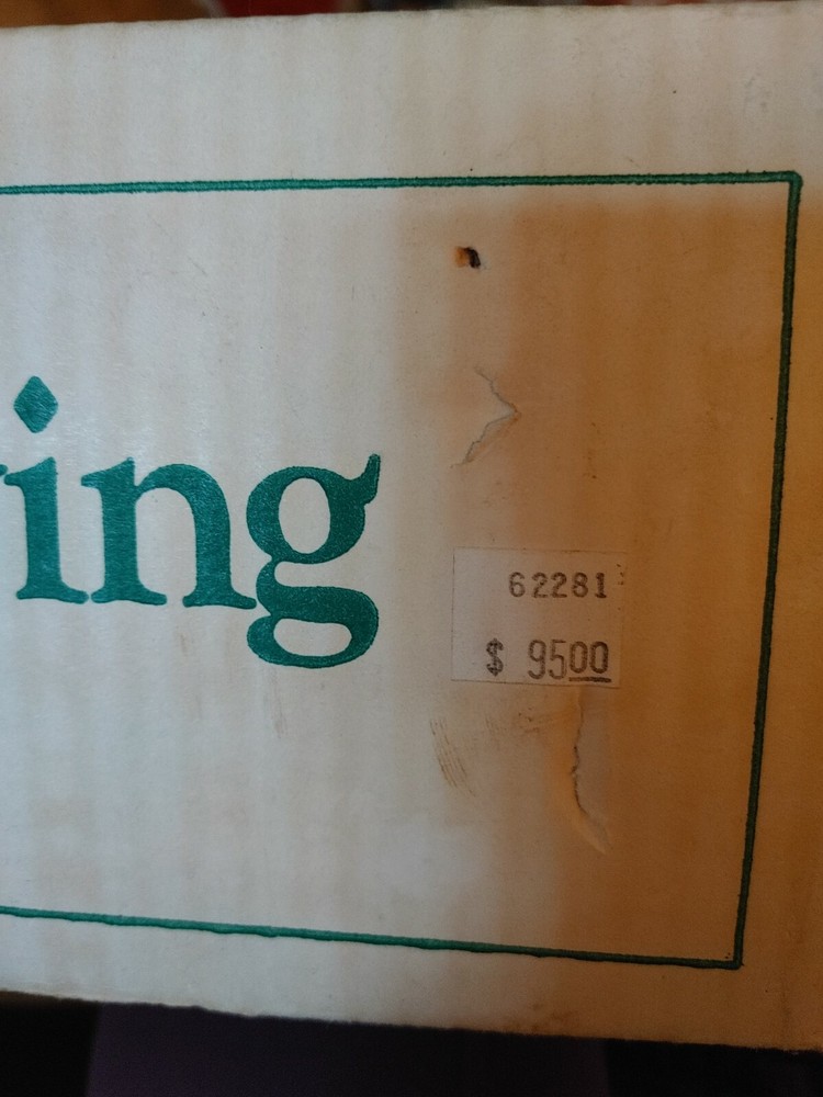 Orvis Fly Tying Kit Vintage Tools, Hooks ,feathers, missing reference book